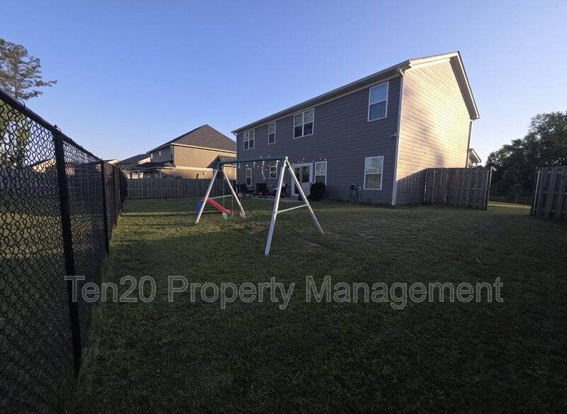 House for rent at 9976 Long Leaf Pine Dr, Midland, GA 31820