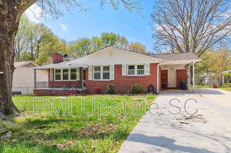 House for rent at 102 Tiffany Dr, Taylors, SC 29687
