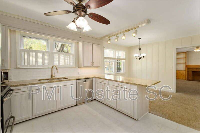 House for rent at 102 Tiffany Dr, Taylors, SC 29687