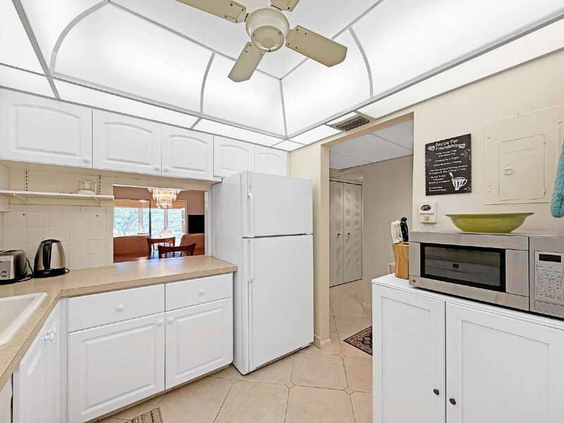 Apartment for rent at 1030 Country Club Dr #309, Pompano Beach, FL 33063