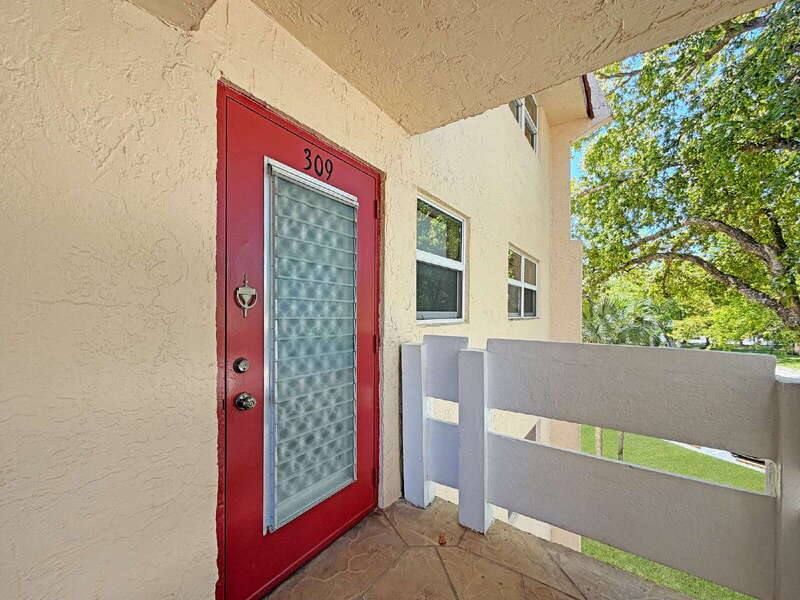 Apartment for rent at 1030 Country Club Dr #309, Pompano Beach, FL 33063