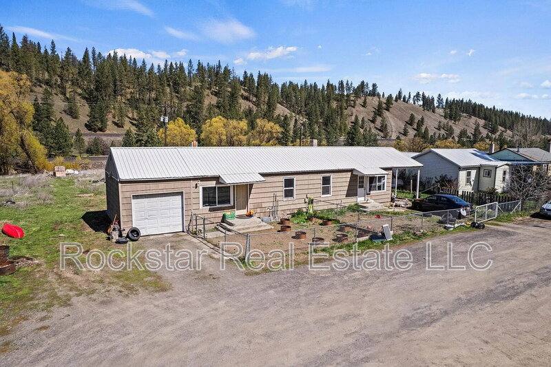 Apartment for rent at 9322 S Cheney-Spokane Rd, Spokane, WA 99224