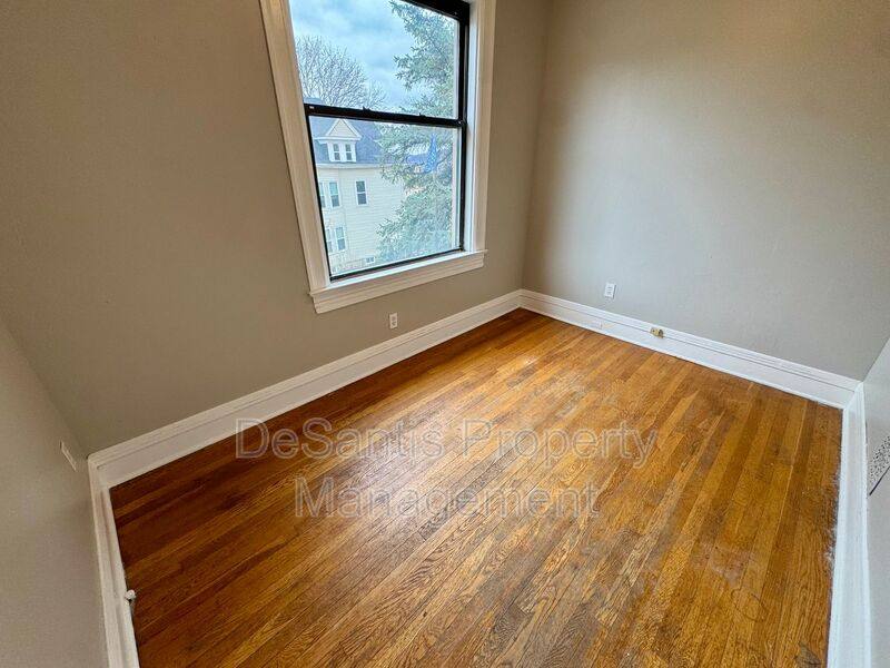 Apartment for rent at 111 S Ohio St #2, Pittsburgh, PA 15202