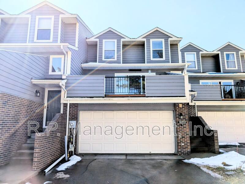 Townhouse for rent at 14254 Estates Ave, Saint Paul, MN 55124