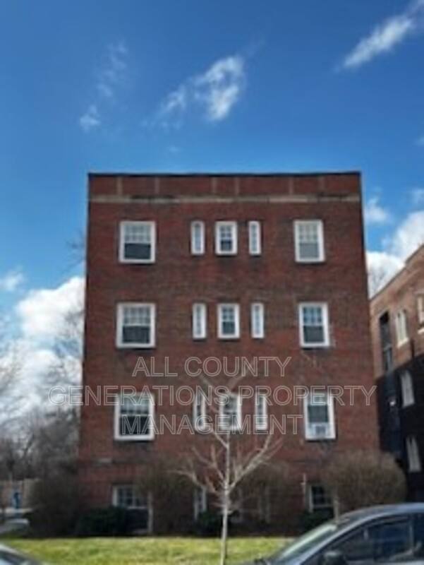 Apartment for rent at 2932 S Moreland Blvd #2, Cleveland, OH 44120