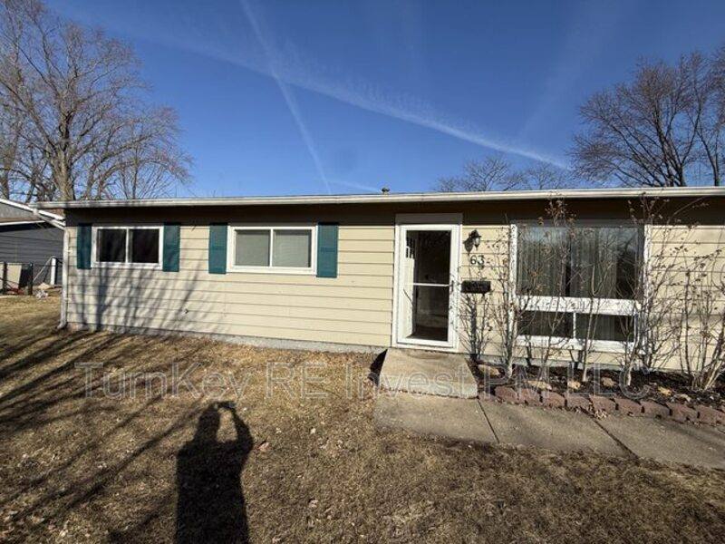 House for rent at 63 Hubbard Way, Montgomery, IL 60538
