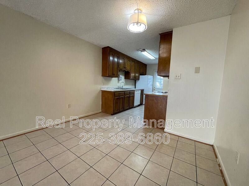 Apartment for rent at 10642 Stanley Aubin Lane #C, Baton Rouge, LA 70816