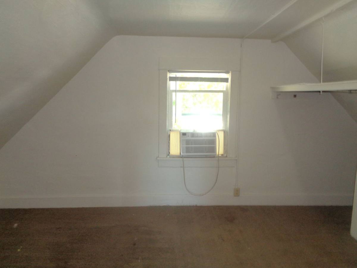 Apartment for rent at 1140 N, Lincoln, NE 68503