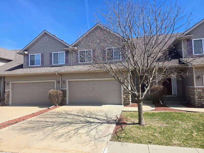 Townhouse for rent at 2215 NW Bayberry Lane, Ankeny, IA 50023
