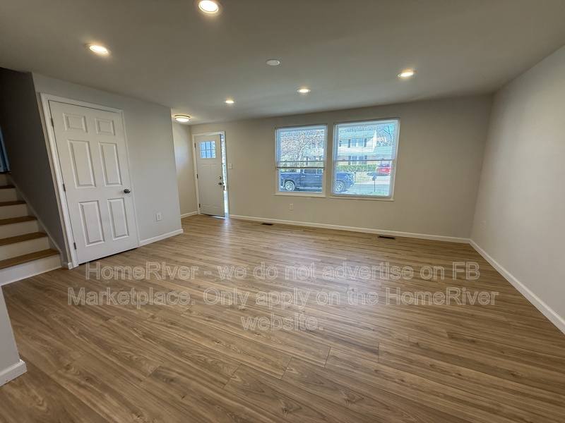 House for rent at 125 N Garfield Rd, Sterling, VA 20164