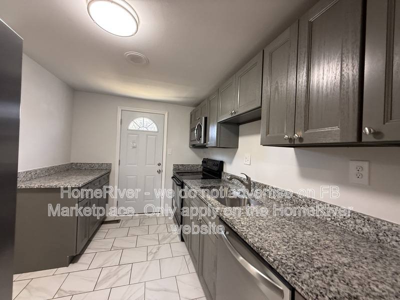 House for rent at 125 N Garfield Rd, Sterling, VA 20164