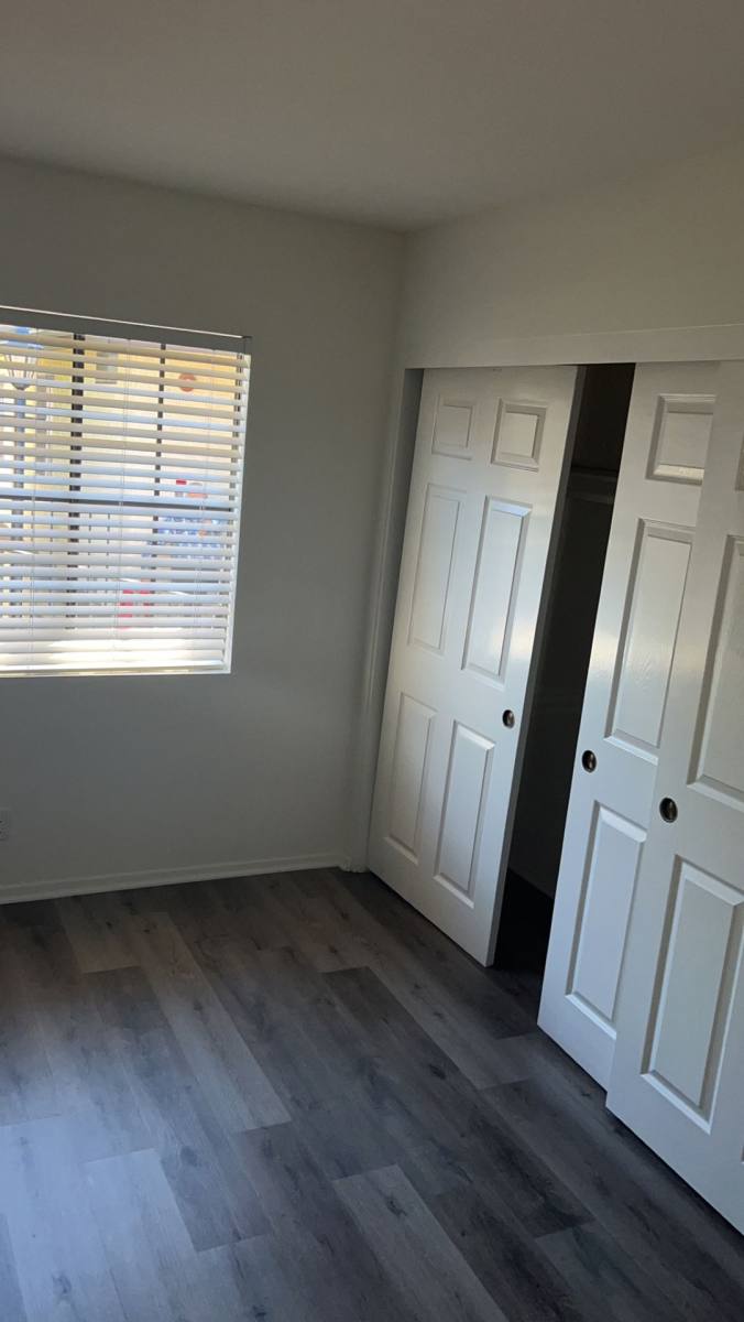 Apartment for rent at 210 N Belmont Ave, Glendale, CA 91206