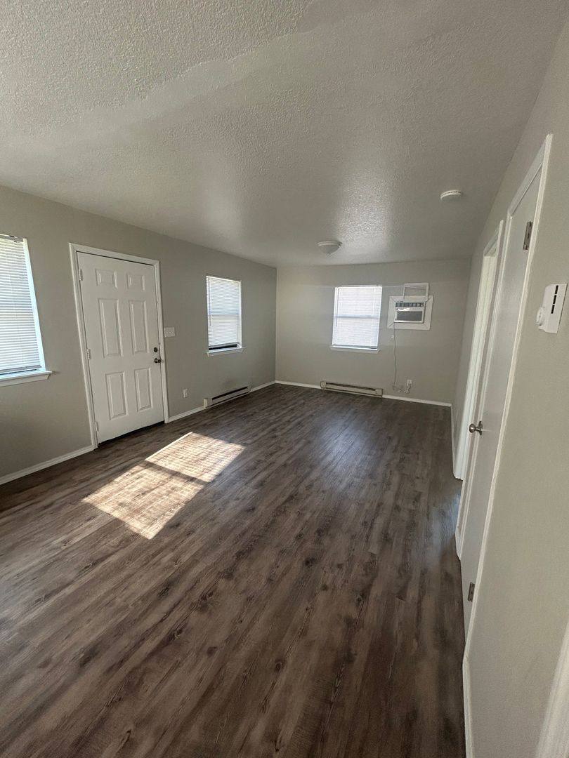 Apartment for rent at 101 N Main St Po Box, Joplin, MO 64802