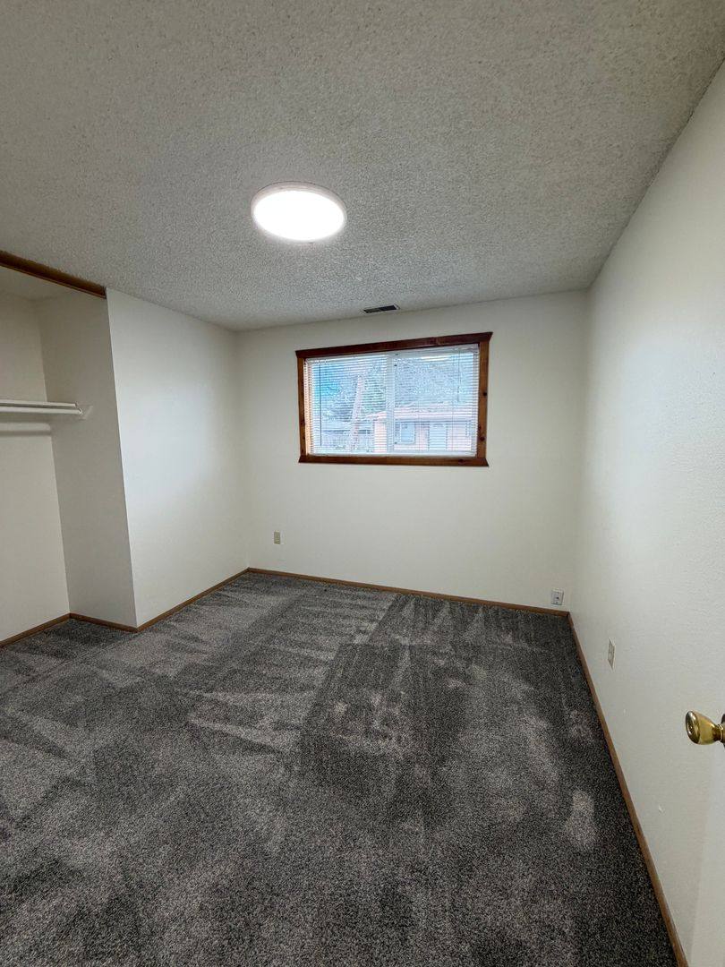 Apartment for rent at 3039 Kane St, Klamath Falls, OR 97603