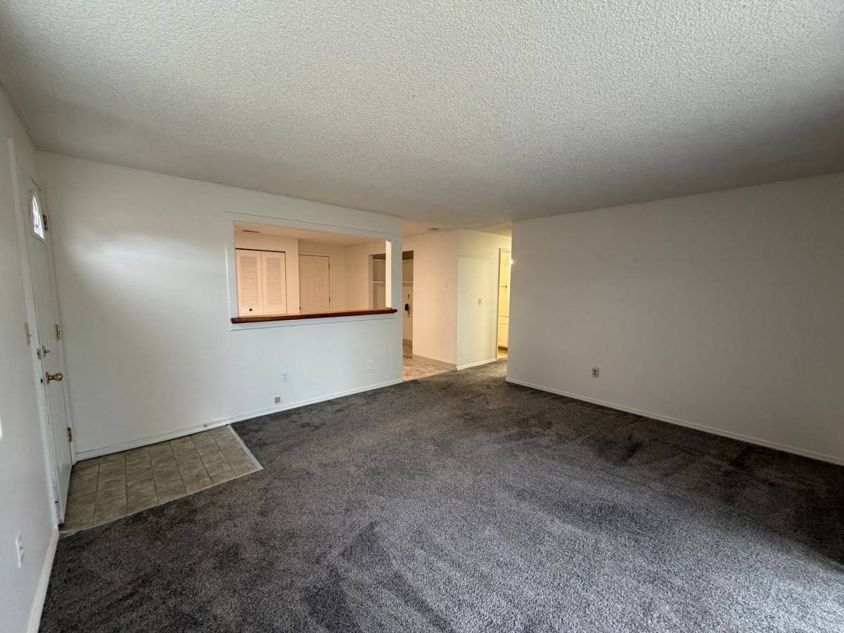 Apartment for rent at 3039 Kane St, Klamath Falls, OR 97603