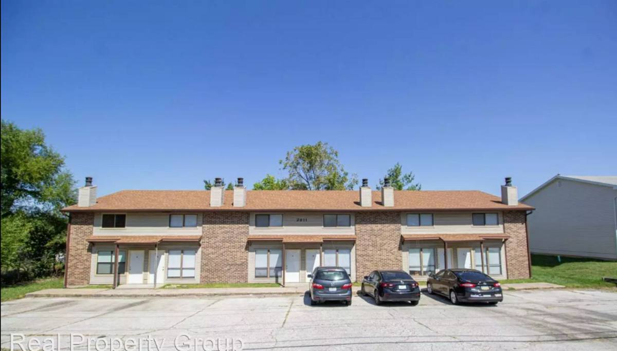 Apartment for rent at 2811 Mexico Gravel Rd, Columbia, MO 65202