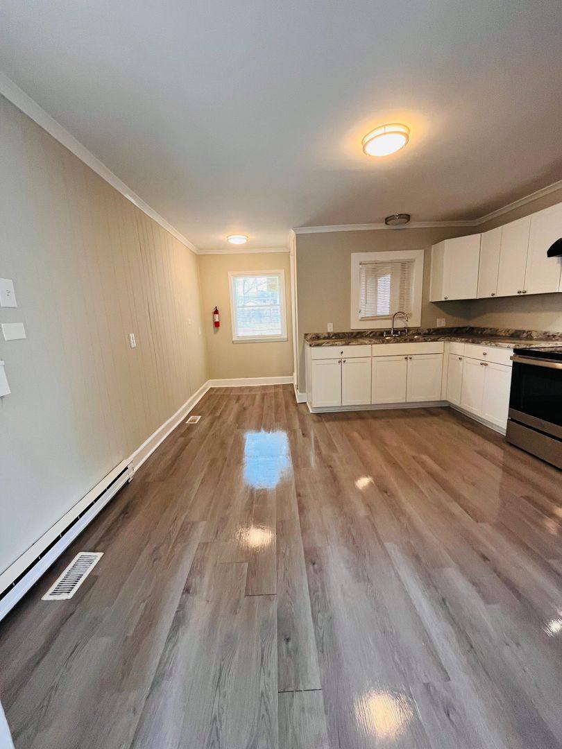 House for rent at 3261 University Parkway #B, Winston Salem, NC 27106