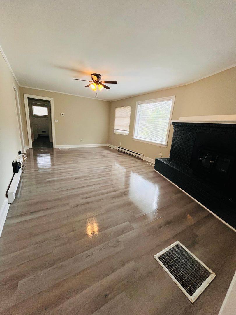 House for rent at 3261 University Parkway #B, Winston Salem, NC 27106