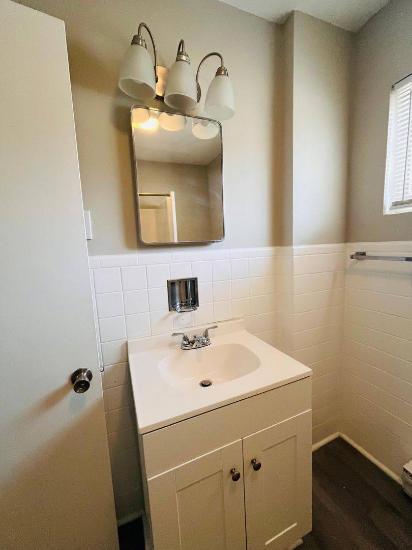 House for rent at 3261 University Parkway #B, Winston Salem, NC 27106