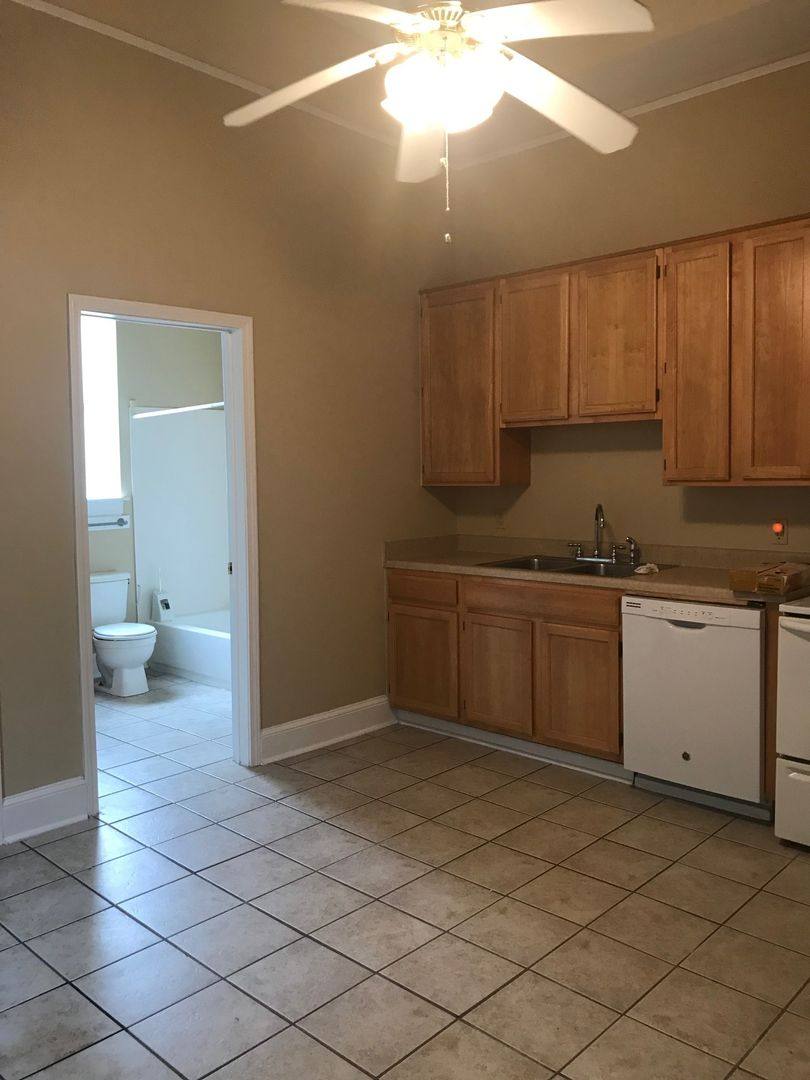 Apartment for rent at 1014-1016 Thalia St, New Orleans, LA 70130