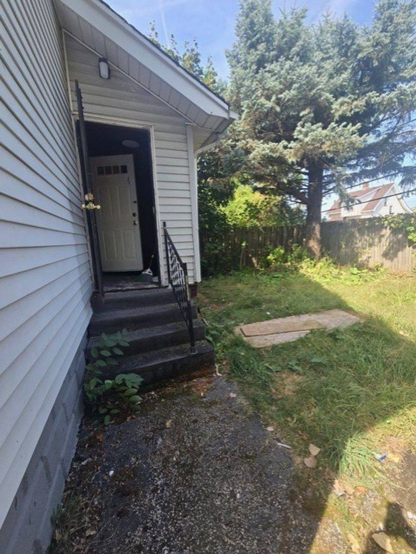 House for rent at 13205 Horner Ave, Cleveland, OH 44105
