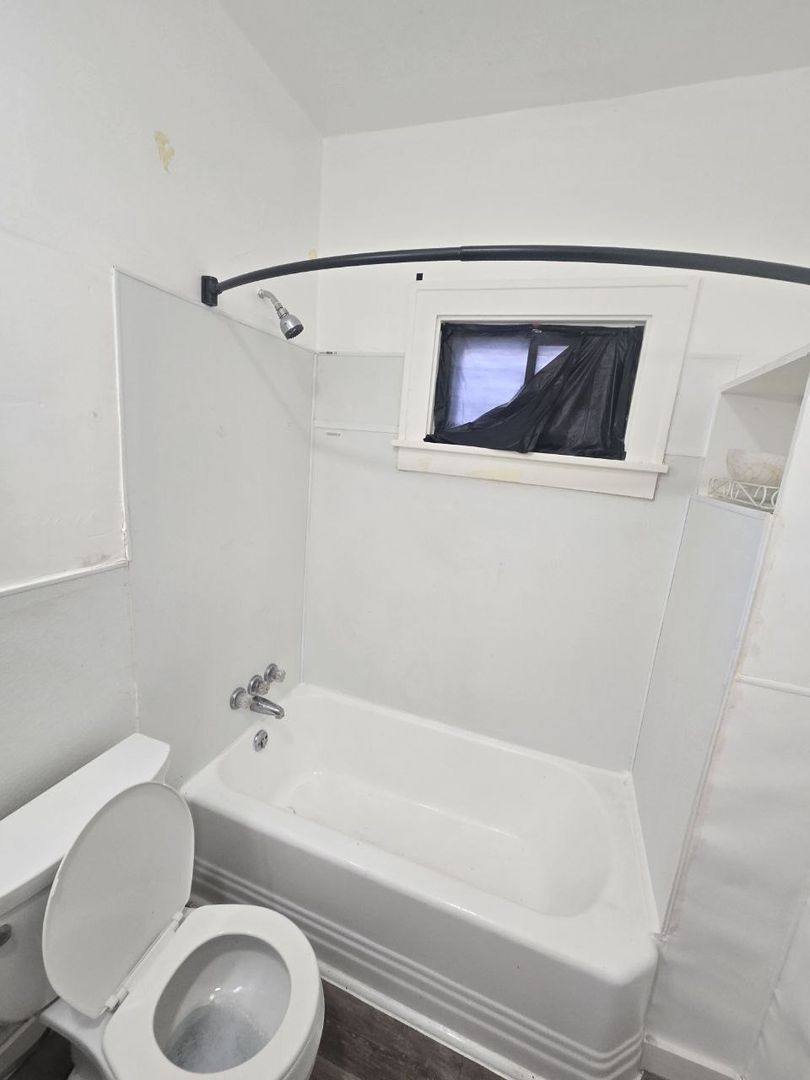House for rent at 13205 Horner Ave, Cleveland, OH 44105