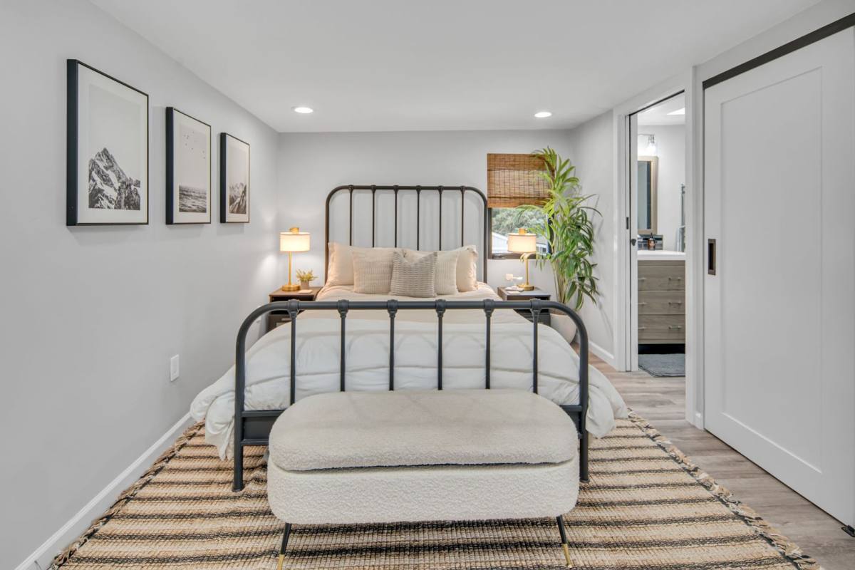 Apartment for rent at 437 Alameda Blv-Adu, Coronado, CA 92118