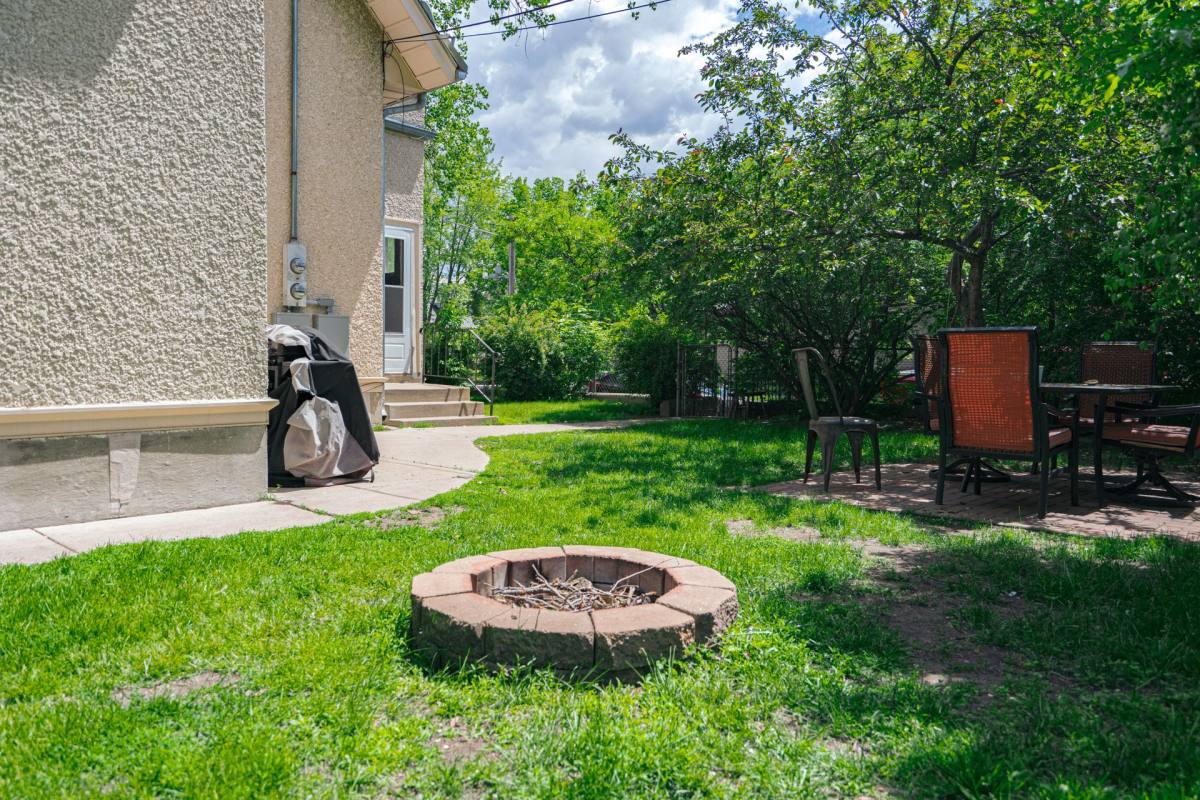 Townhouse for rent at 3450 Harriet Ave, Minneapolis, MN 55408