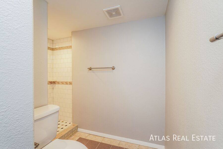 Apartment for rent at 423 N Wahsatch Ave #6, Colorado Springs, CO 80903