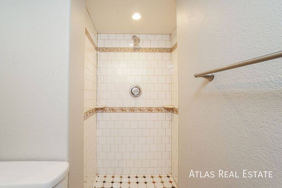 Apartment for rent at 423 N Wahsatch Ave #6, Colorado Springs, CO 80903