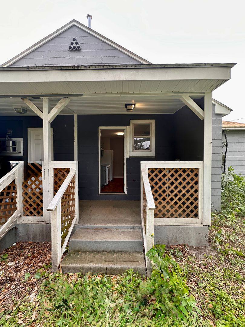 Apartment for rent at 3742 3748 Ogg Ave, Brunswick, GA 31520