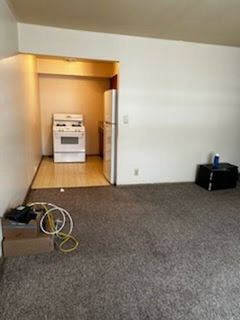 Apartment for rent at 4800 W Hampton Ave, Milwaukee, WI 53218