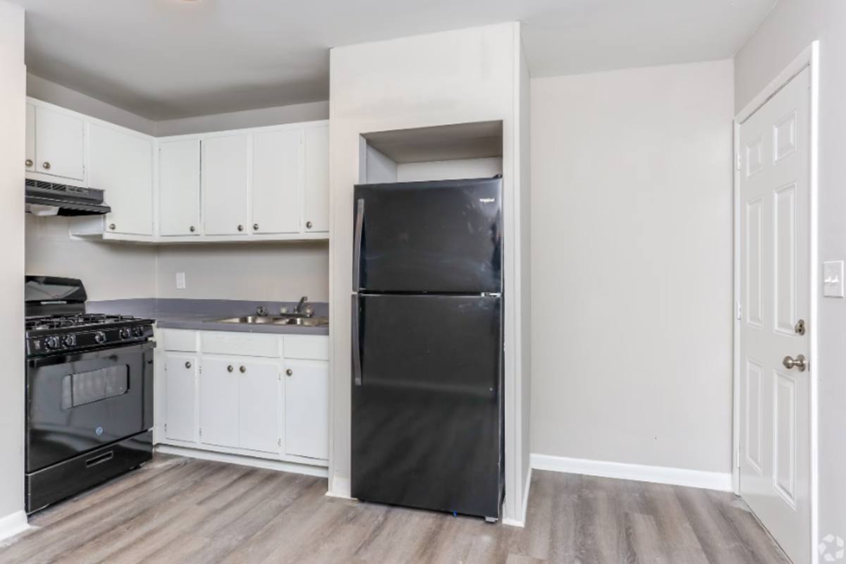 Apartment for rent at 320 Veterans Dr, Thomaston, GA 30286