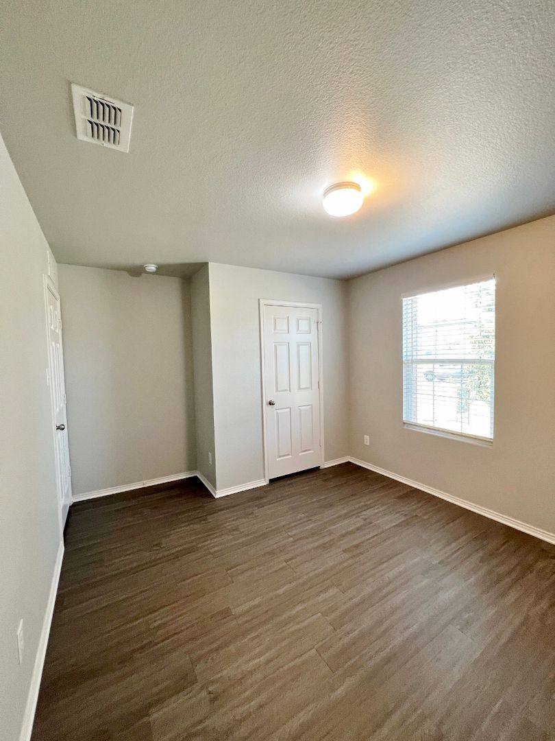 House for rent at 5825 Mountain Bluff Dr, Fort Worth, TX 76179