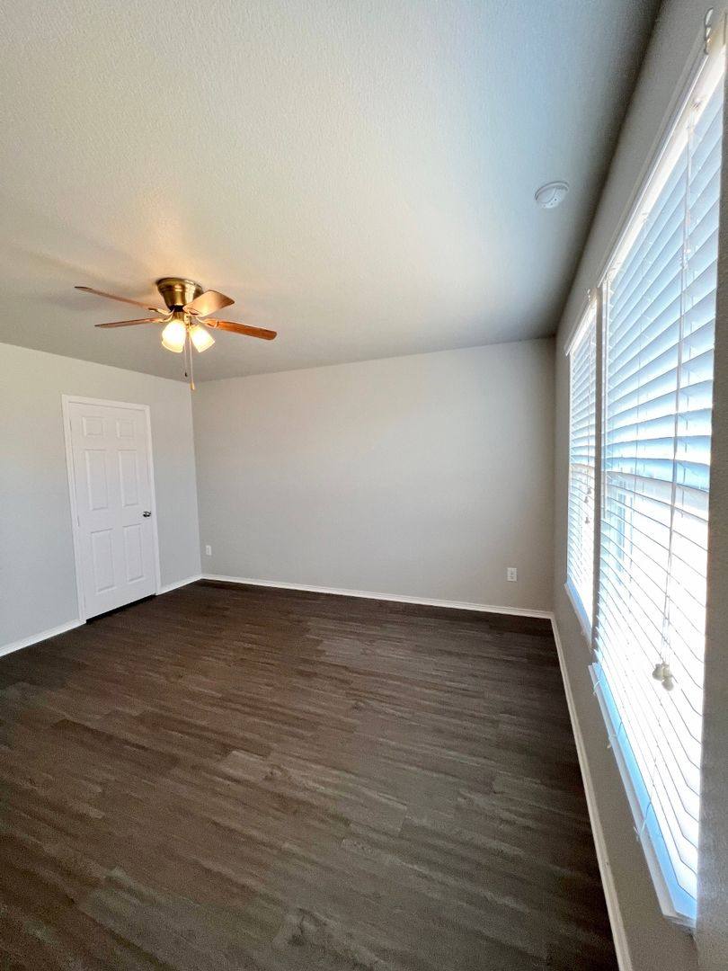 House for rent at 5825 Mountain Bluff Dr, Fort Worth, TX 76179
