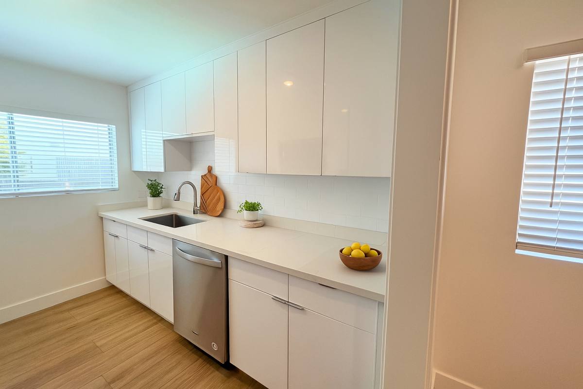 Apartment for rent at 400 N Los Robles Ave, Pasadena, CA 91101