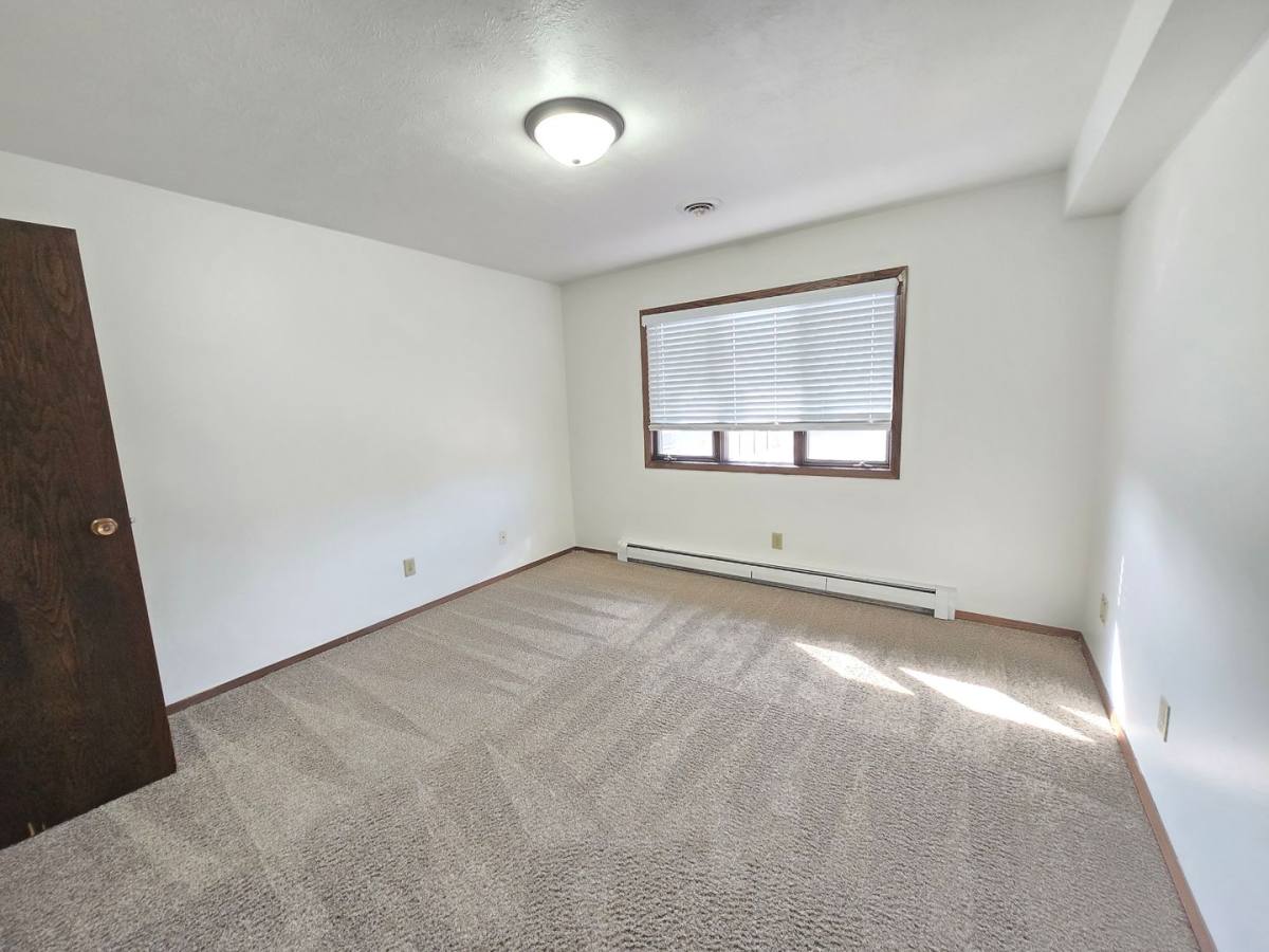 Apartment for rent at 1804 S Stephen Ave, Sioux Falls, SD 57103