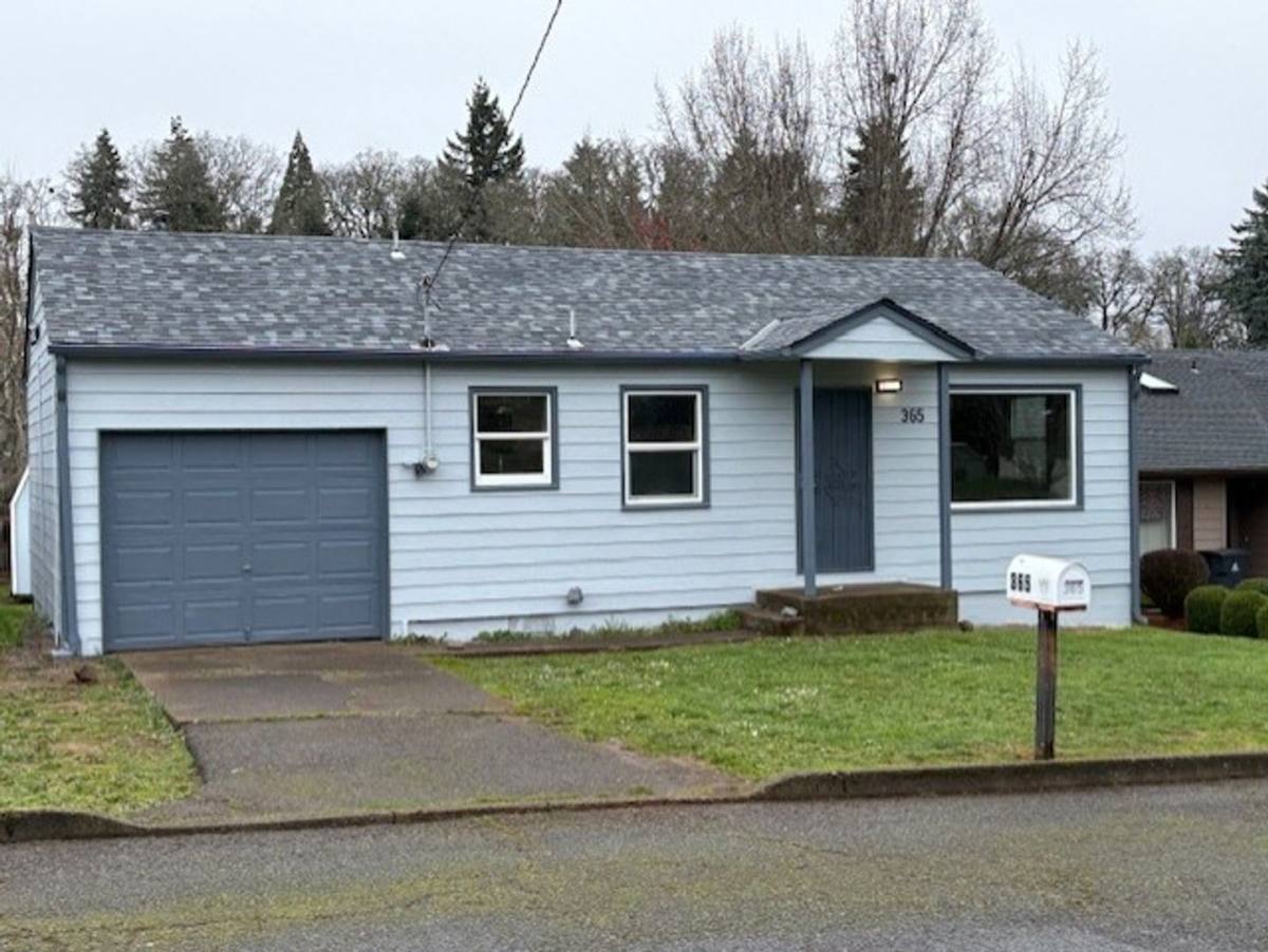 House for rent at 365 King St S, Salem, OR 97302