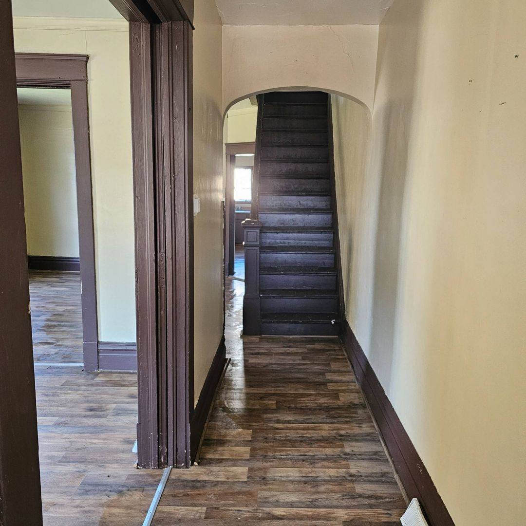 Apartment for rent at 303 Phillips St, New Castle, PA 16101