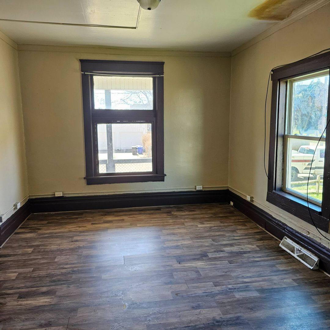 Apartment for rent at 303 Phillips St, New Castle, PA 16101