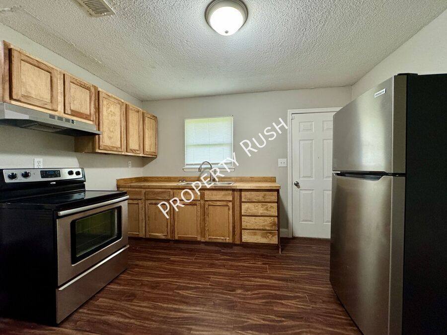 Apartment for rent at 6303 Walden Ave #B, Chattanooga, TN 37421