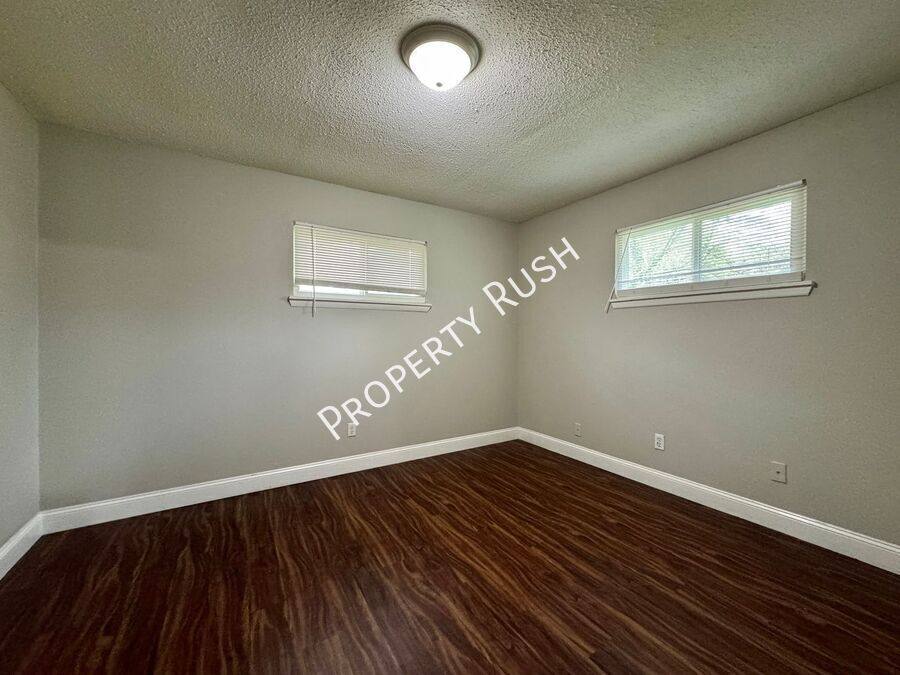Apartment for rent at 6303 Walden Ave #B, Chattanooga, TN 37421