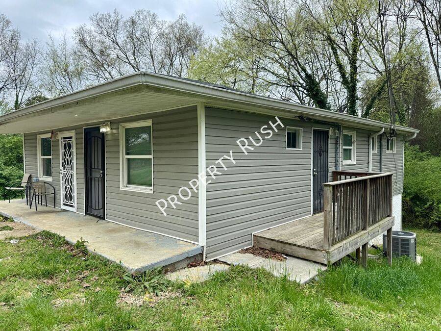 Apartment for rent at 6303 Walden Ave #B, Chattanooga, TN 37421