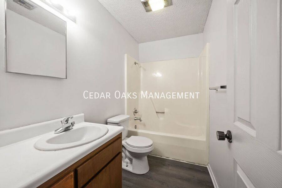 Apartment for rent at 801 N 17th Place #33, Rogers, AR 72756