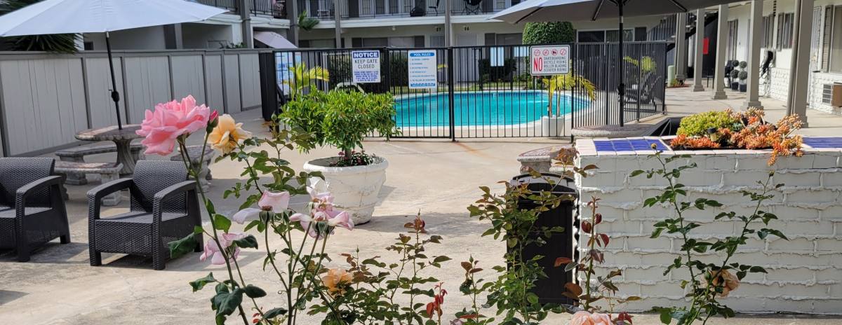 Townhouse for rent at 1215 S Empire St #11, Anaheim, CA 92804