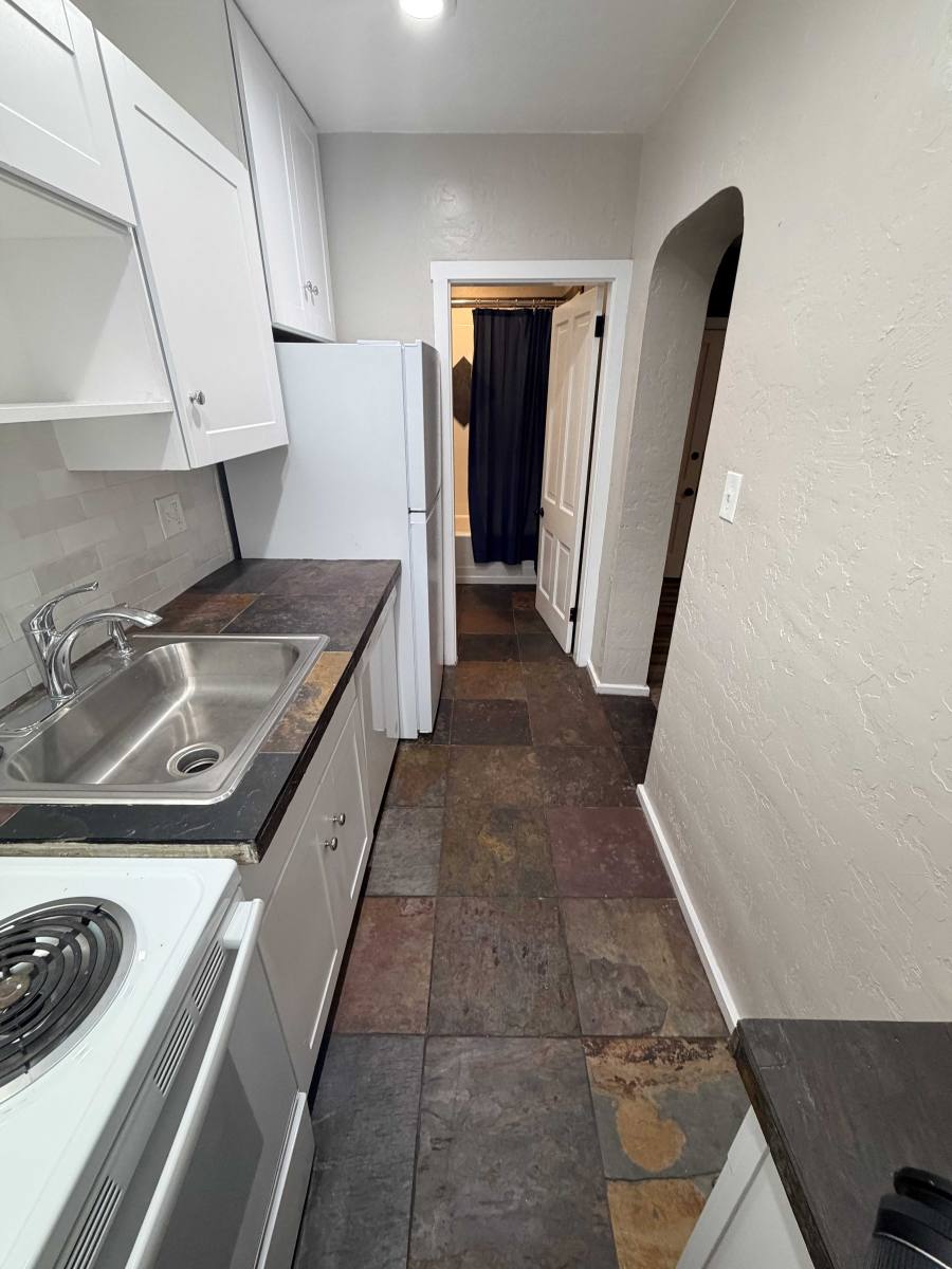 Apartment for rent at 827 E 100 S #3, Salt Lake City, UT 84102