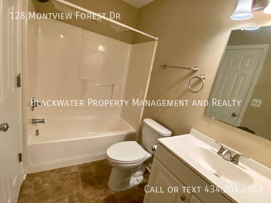 Townhouse for rent at 128 Montview Forest Dr, Lynchburg, VA 24502