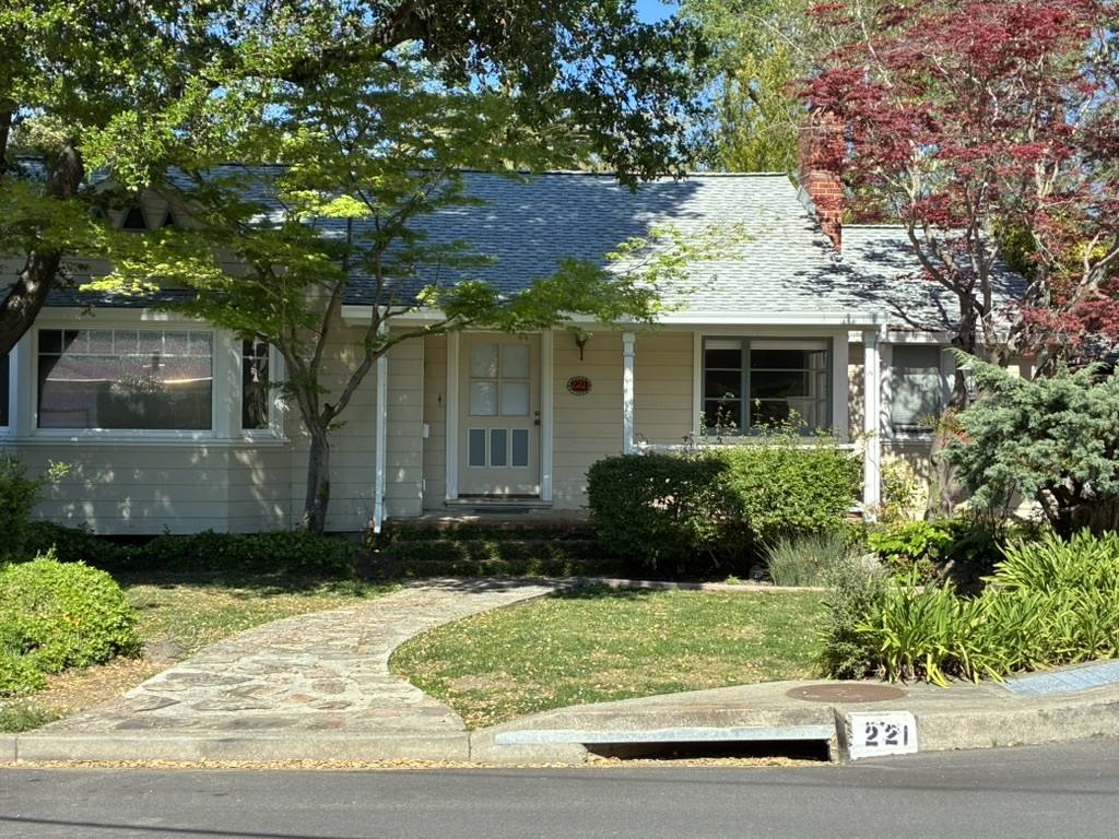 House for rent at 221 Brookside Dr, San Anselmo, CA 94960