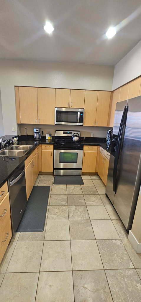 Condo for rent at 445 Island Ave #413, San Diego, CA 92101