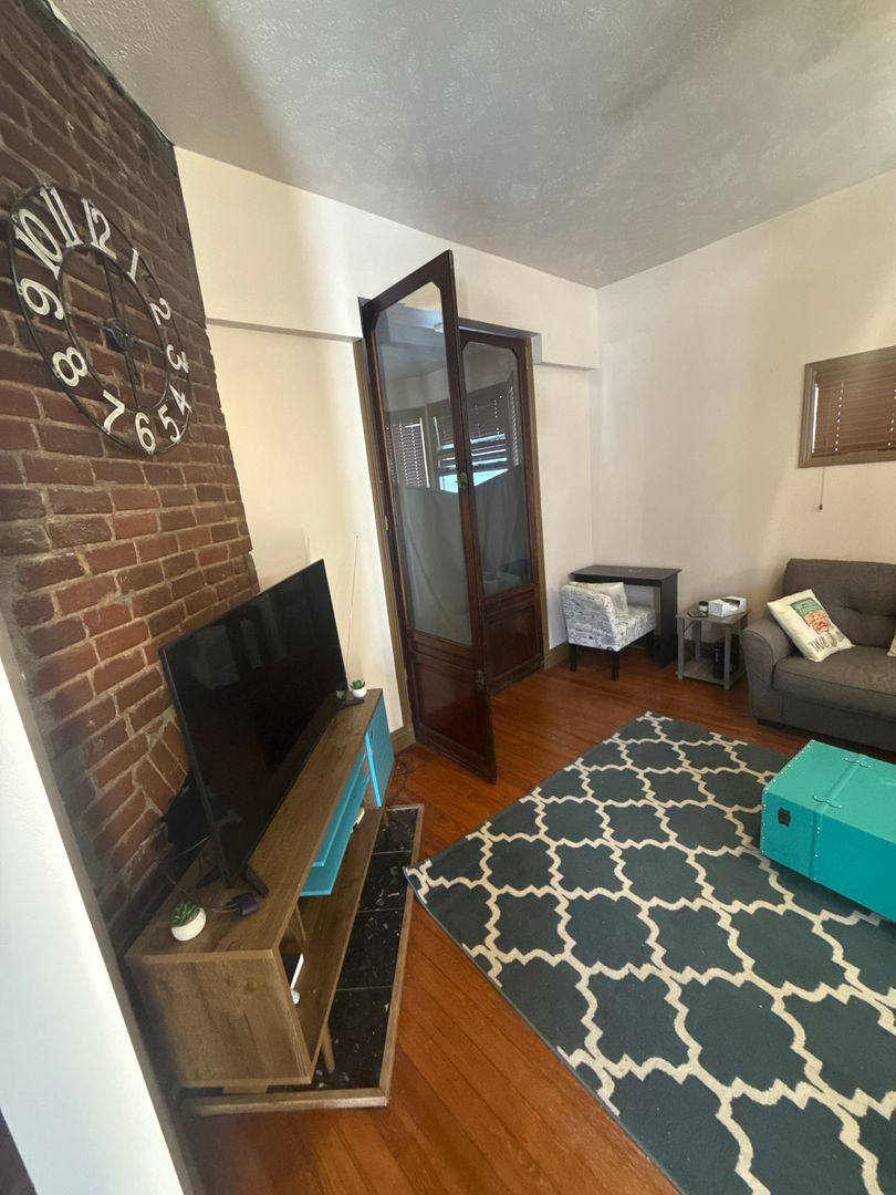 House for rent at 1315 S 32 St, Omaha, NE 68105